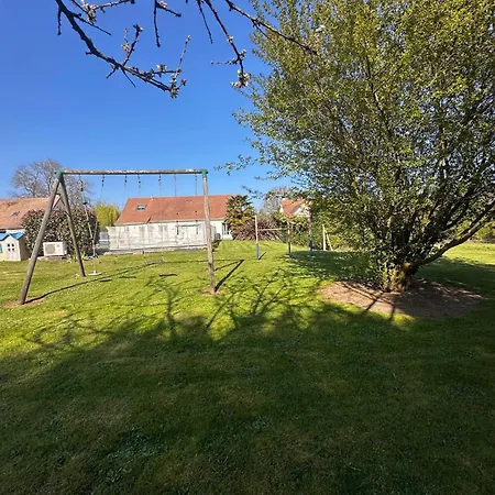 Maison Avec Piscine Chauffee, Plages Du Debarquement بيت للعطل