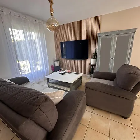 بيت للعطل Maison Avec Piscine Chauffee, Plages Du Debarquement Crouay