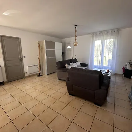 Maison Avec Piscine Chauffee, Plages Du Debarquement *