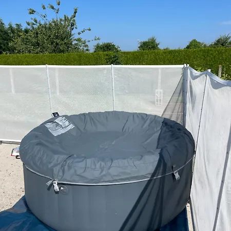 Maison Avec Piscine Chauffee, Plages Du Debarquement *