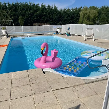 Maison Avec Piscine Chauffee, Plages Du Debarquement