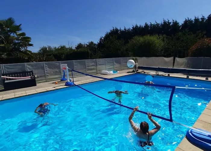 Maison Avec Piscine Chauffee, Plages Du Debarquement