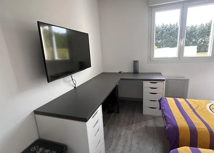 Feriehus Maison Avec Piscine Chauffee, Plages Du Debarquement Crouay