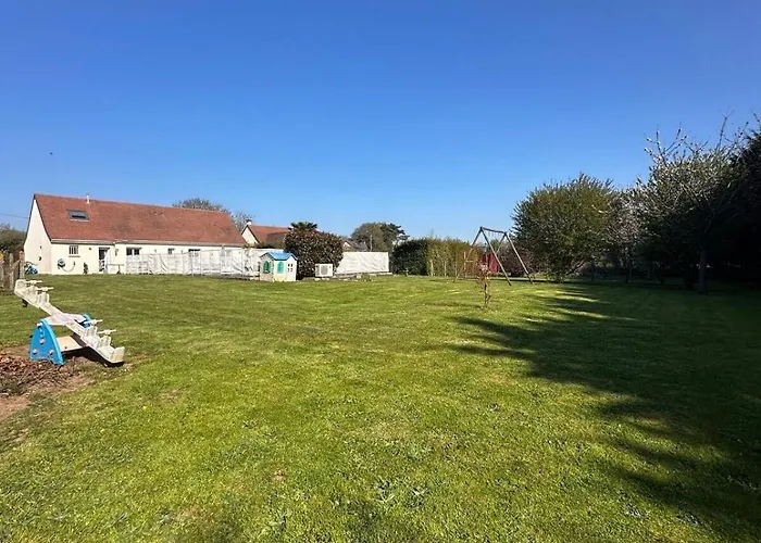 Feriehus Maison Avec Piscine Chauffee, Plages Du Debarquement Crouay
