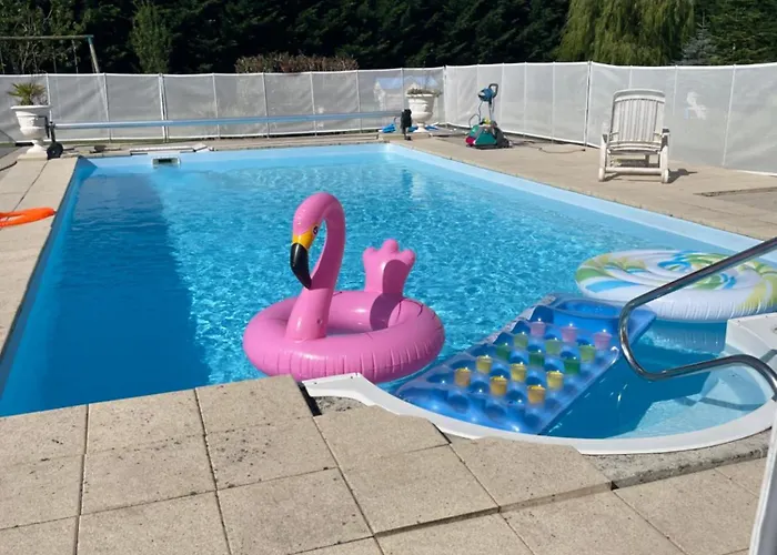 Maison Avec Piscine Chauffee, Plages Du Debarquement